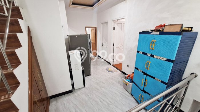 Dijual Rumah Luas Elegan Dengan View Cantik di Taman Palem, Jakarta Barat Dijual Rumah Luas Elegan Dengan View Cantik di Taman Palem, Jakarta Barat