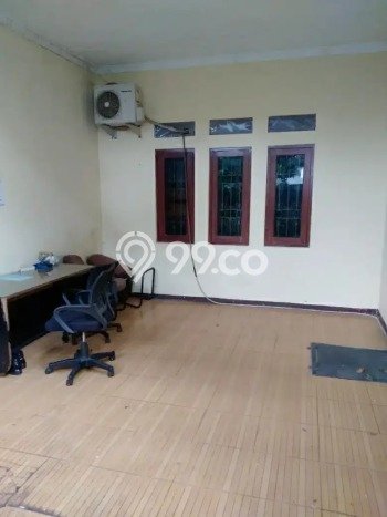 Siap Huni Hunian Elit 6 Kamar di Tebet Dekat ke Mana Saja Siap Huni Hunian Elit 6 Kamar di Tebet Dekat ke Mana Saja