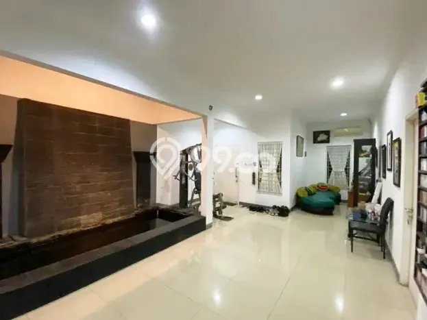 Siap Huni Rumah Mewah 3 Kamar di Tebet Dekat ke Mana Saja Siap Huni Rumah Mewah 3 Kamar di Tebet Dekat ke Mana Saja