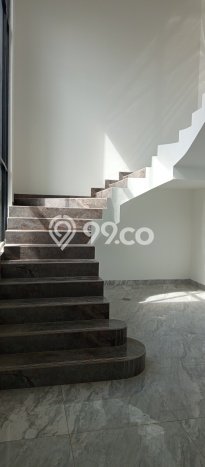 Ready to Use! Premium House LT 440m2 Desain Elegan di Bintaro Ready to Use! Premium House LT 440m2 Desain Elegan di Bintaro