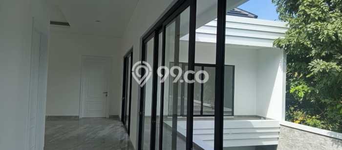 For Sale! Luxury House LT 440m2 Desain Modern di Bintaro For Sale! Luxury House LT 440m2 Desain Modern di Bintaro