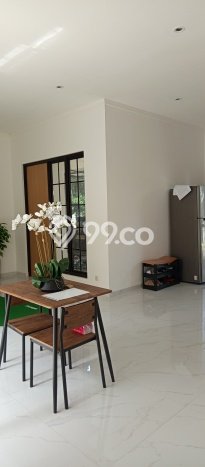 Hunian Mewah LB 129m2 Siap Pakai Desain Elegan di Bintaro, Tangerang Selatan Hunian Mewah LB 129m2 Siap Pakai Desain Elegan di Bintaro, Tangerang Selatan