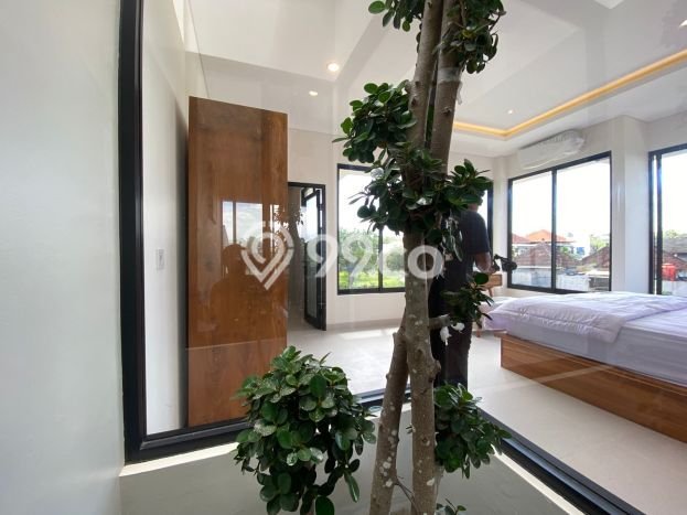 For Sale Vila Kawasan , Luas 150m2m², Posisi Strategis For Sale Vila Kawasan , Luas 150m2m², Posisi Strategis