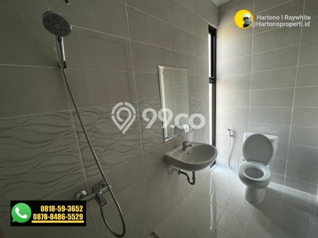 Dijual Rumah Mewah Megah Dengan View Eksklusif di Grand Wisata, Bekasi Dijual Rumah Mewah Megah Dengan View Eksklusif di Grand Wisata, Bekasi
