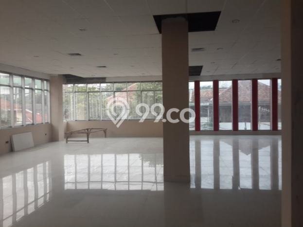 FOR SALE! Ruko di Menteng Jakarta Pusat, LT 550m2, LB 1900m2 FOR SALE! Ruko di Menteng Jakarta Pusat, LT 550m2, LB 1900m2