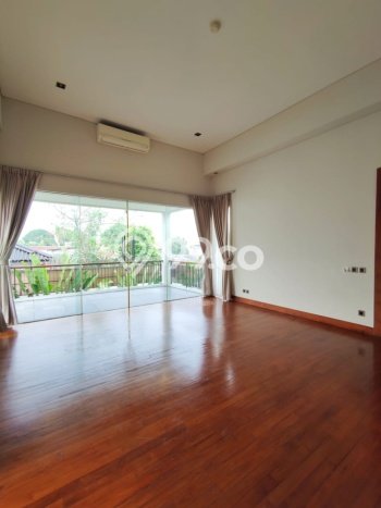 Rumah Elit Modern Siap Huni di Kemang Jakarta Selatan Rumah Elit Modern Siap Huni di Kemang Jakarta Selatan