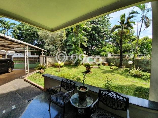 Dijual Rumah Mewah Elegan Dengan View Eksklusif di Pondok Indah, Jakarta Selatan Dijual Rumah Mewah Elegan Dengan View Eksklusif di Pondok Indah, Jakarta Selatan