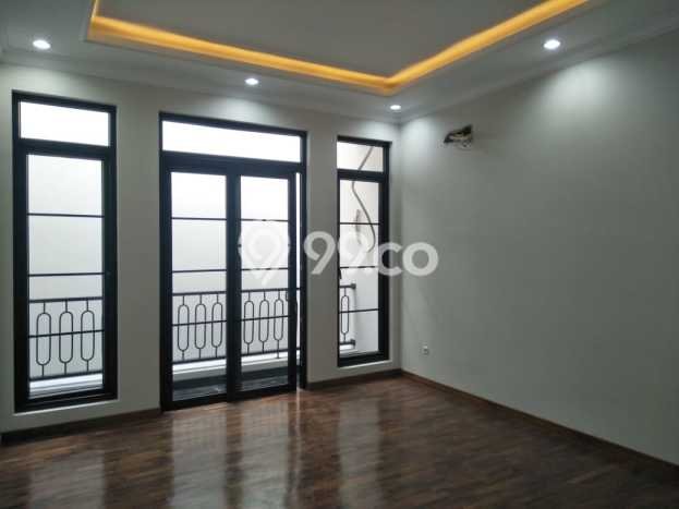Dijual Hunian Mewah dengan Fasilitas Sekitar Lengkap di Kebayoran Baru, Jakarta Selatan Dijual Hunian Mewah dengan Fasilitas Sekitar Lengkap di Kebayoran Baru, Jakarta Selatan
