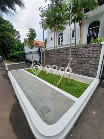 Siap Huni Hunian Elit 5 Kamar di Kebayoran Baru Dekat ke Mana Pun Siap Huni Hunian Elit 5 Kamar di Kebayoran Baru Dekat ke Mana Pun