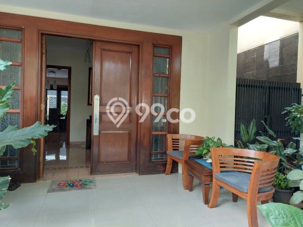 Rumah Kontrakan Jakarta Selatan LT 300m2 LB 250m2 Area Pondok Indah Rumah Kontrakan Jakarta Selatan LT 300m2 LB 250m2 Area Pondok Indah