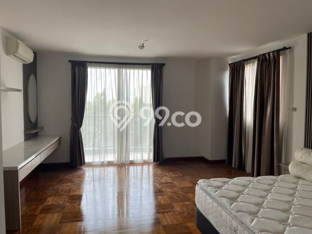 Siap Huni Apartemen Luxury di Pondok Indah 3 Kamar & 2 Kamar Mandi Siap Huni Apartemen Luxury di Pondok Indah 3 Kamar & 2 Kamar Mandi