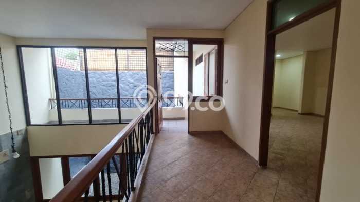 Dijual Rumah Mewah Exclusive di Kebayoran Baru, Jakarta Selatan Dijual Rumah Mewah Exclusive di Kebayoran Baru, Jakarta Selatan