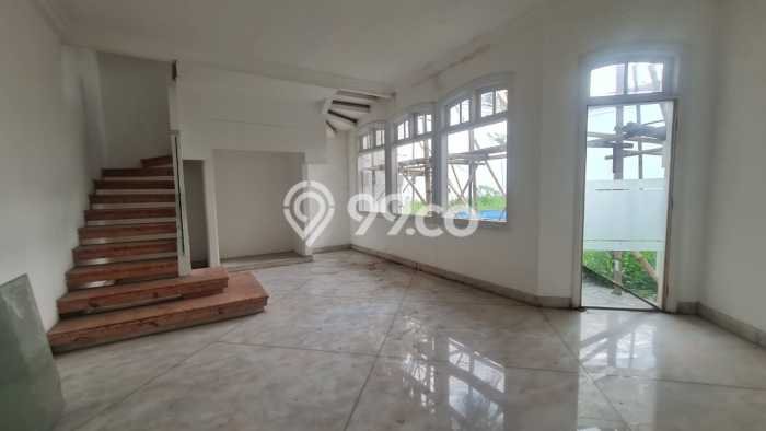 Rumah Strategis area Pondok Indah, Jakarta Selatan, LT 1375m² Bangunan 1100m² - BISA KPR! Rumah Strategis area Pondok Indah, Jakarta Selatan, LT 1375m² Bangunan 1100m² - BISA KPR!