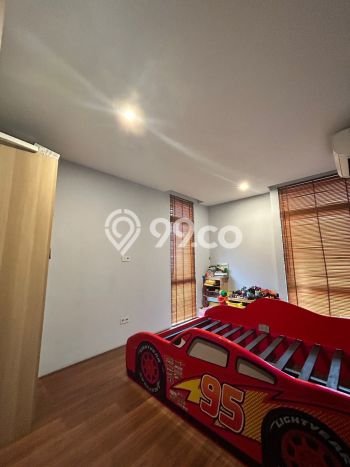 Ready to Use! Premium House LT 236m2 Desain Elegan di Pondok Indah Ready to Use! Premium House LT 236m2 Desain Elegan di Pondok Indah