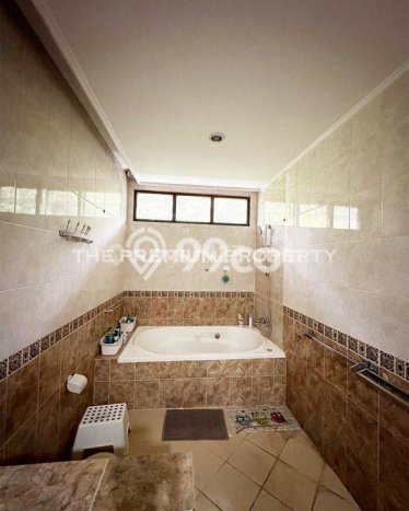 Siap Huni Hunian Elit 4 Kamar di Kebayoran Baru Dekat ke Mana Pun Siap Huni Hunian Elit 4 Kamar di Kebayoran Baru Dekat ke Mana Pun