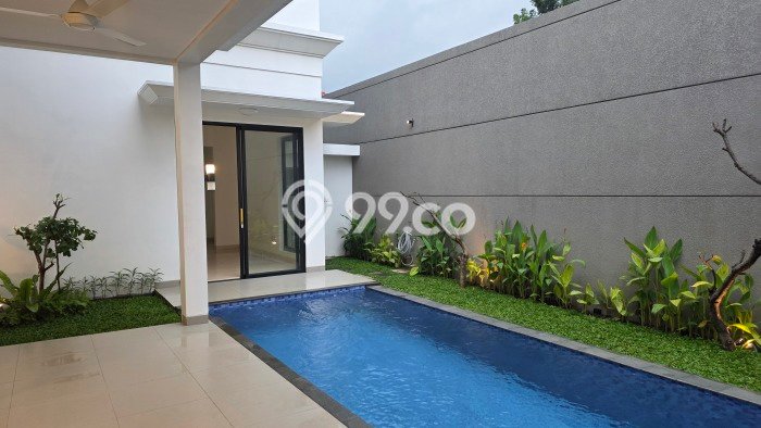 Dijual Rumah Premium dengan Fasilitas Sekitar Komplit di Cilandak, Jakarta Selatan Dijual Rumah Premium dengan Fasilitas Sekitar Komplit di Cilandak, Jakarta Selatan