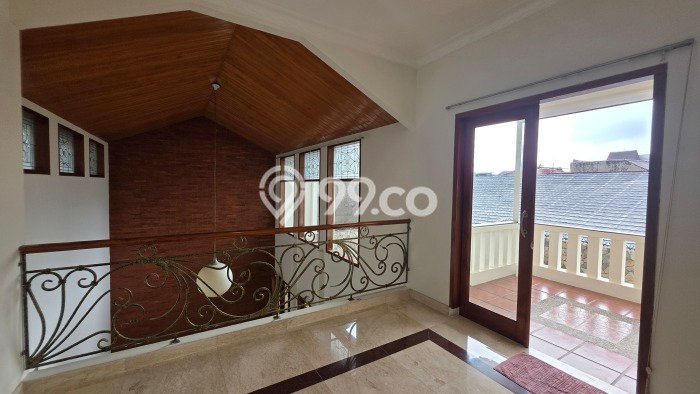 Rumah Sewa Jakarta Selatan LT 345m2 LB 300m2 Kawasan Cipete Rumah Sewa Jakarta Selatan LT 345m2 LB 300m2 Kawasan Cipete