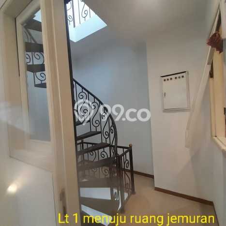 Rumah Cantik Siap Huni Di Tebet Luas 500m2 Aman Rumah Cantik Siap Huni Di Tebet Luas 500m2 Aman