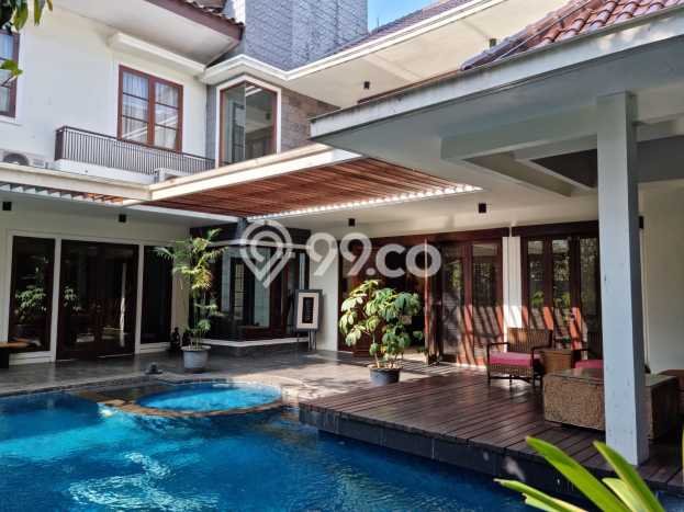 Rumah Luxury Modern Tanpa Renovasi di Kemang Jakarta Selatan Rumah Luxury Modern Tanpa Renovasi di Kemang Jakarta Selatan