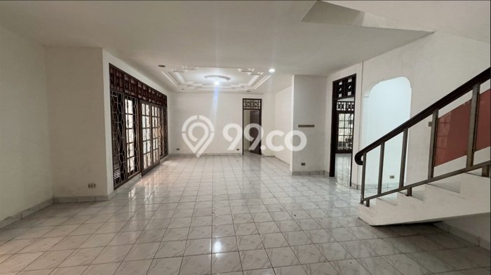 LIMITED UNIT! Rumah di Mampang Prapatan, 4 KT, Luas 500m² LB 500m² LIMITED UNIT! Rumah di Mampang Prapatan, 4 KT, Luas 500m² LB 500m²