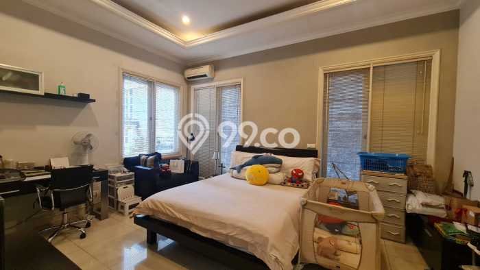 Rumah Mewah LB 532m2 Siap Huni Desain Elegan di Pondok Indah, Jakarta Selatan Rumah Mewah LB 532m2 Siap Huni Desain Elegan di Pondok Indah, Jakarta Selatan
