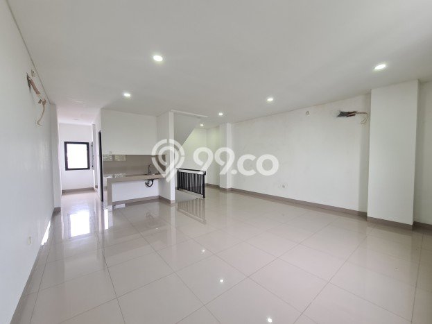 Unit Ruko Dijual di Jakarta Selatan LT 74m2 & LB 290m2 Unit Ruko Dijual di Jakarta Selatan LT 74m2 & LB 290m2