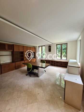 Dijual Rumah Mewah Elegan Dengan View Eksklusif di Lippo Karawaci, Tangerang Dijual Rumah Mewah Elegan Dengan View Eksklusif di Lippo Karawaci, Tangerang