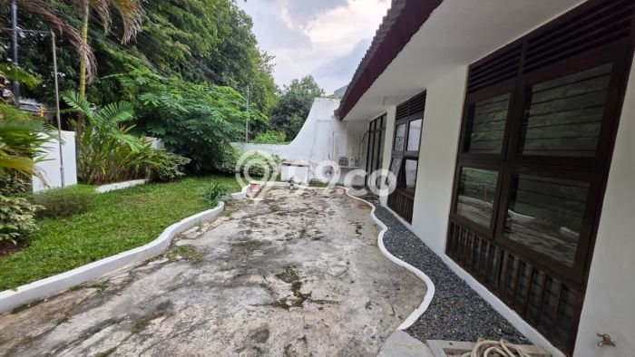 Disewakan Rumah Konsep Modern di Kebayoran Baru Jakarta Selatan dengan 4 Kamar Disewakan Rumah Konsep Modern di Kebayoran Baru Jakarta Selatan dengan 4 Kamar