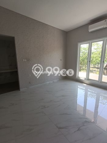 Rumah Elit LB 450m2 Siap Pakai Desain Elegan di Kertajaya, Surabaya Rumah Elit LB 450m2 Siap Pakai Desain Elegan di Kertajaya, Surabaya