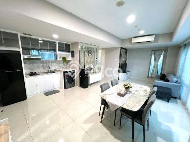 Jarang Ada! Rumah Sewa 4 Kamar Bagus Siap Huni Pakuwon Indah Jarang Ada! Rumah Sewa 4 Kamar Bagus Siap Huni Pakuwon Indah