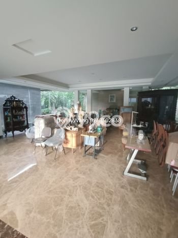 For Sale! Luxury House LT 3852m2 Desain Modern di Darmo permai For Sale! Luxury House LT 3852m2 Desain Modern di Darmo permai