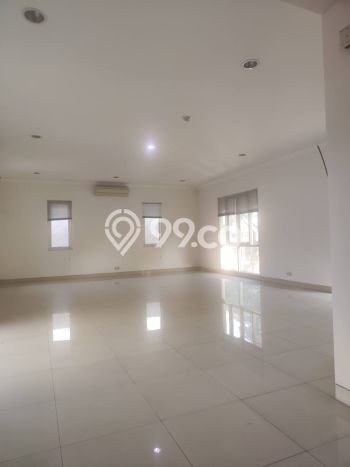 Ready to Use! Luxury House LT 700m2 Desain Modern di Citraland Ready to Use! Luxury House LT 700m2 Desain Modern di Citraland