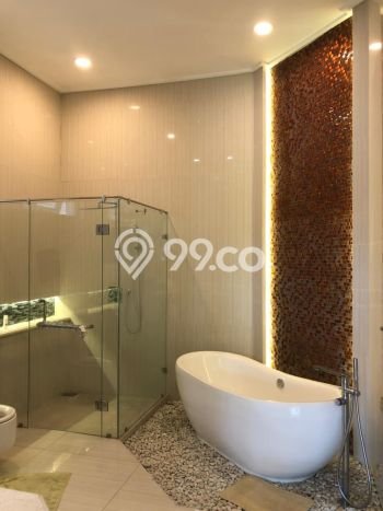 Ready to Use! Luxury House LT 778m2 Desain Elegan di Graha Ready to Use! Luxury House LT 778m2 Desain Elegan di Graha