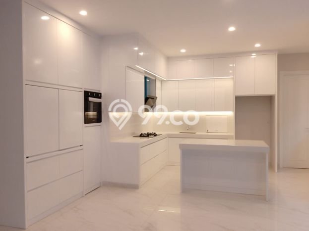 Dijual Rumah Luas Elegan Dengan View Cantik di Pakuwon CIty, Surabaya Dijual Rumah Luas Elegan Dengan View Cantik di Pakuwon CIty, Surabaya