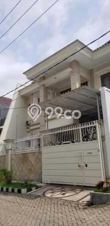 Rumah Elit Modern Siap Huni di kertajaya Surabaya Rumah Elit Modern Siap Huni di kertajaya Surabaya