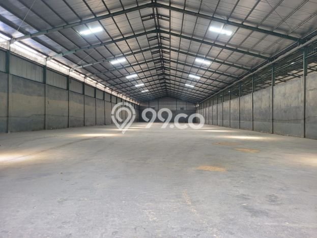 Unit Gudang Dijual di Surabaya LT 11000m2 & LB 8175m2 Unit Gudang Dijual di Surabaya LT 11000m2 & LB 8175m2
