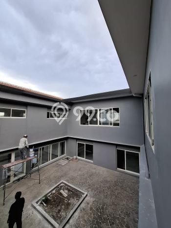 Disewakan Rumah Strategis di Graha LT 630m2 / LB 900m2 Kondisi Bagus Disewakan Rumah Strategis di Graha LT 630m2 / LB 900m2 Kondisi Bagus