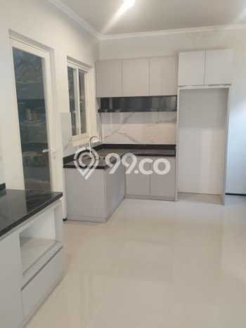 Jual Rumah Luas Megah Dengan View Cantik di Dharma Husada, Surabaya Jual Rumah Luas Megah Dengan View Cantik di Dharma Husada, Surabaya