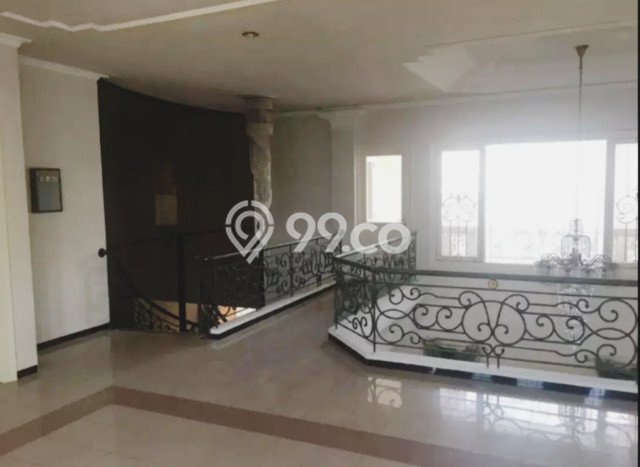 Jual Rumah Luas Megah Dengan View Cantik di Dharma Husada, Surabaya Jual Rumah Luas Megah Dengan View Cantik di Dharma Husada, Surabaya
