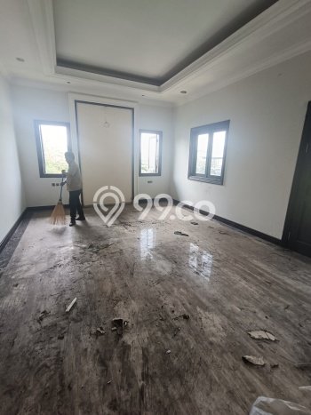 Dijual Rumah Luas Megah Dengan View Cantik di Citraland, Surabaya Dijual Rumah Luas Megah Dengan View Cantik di Citraland, Surabaya