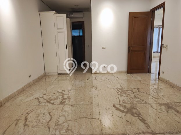 Disewakan Rumah Strategis di Kemang LT 800m2 / LB 1000m2 Siap Huni Disewakan Rumah Strategis di Kemang LT 800m2 / LB 1000m2 Siap Huni