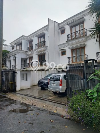 Disewakan Rumah Strategis di Kemang LT 800m2 / LB 1000m2 Siap Huni Disewakan Rumah Strategis di Kemang LT 800m2 / LB 1000m2 Siap Huni
