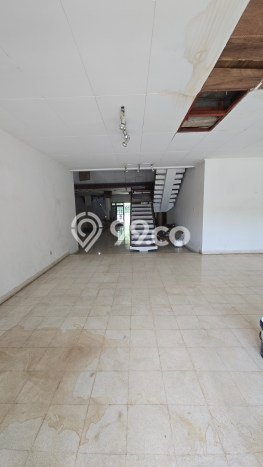 Rumah Elit LB 650m2 Siap Pakai Desain Elegan di Kemang, Jakarta Selatan Rumah Elit LB 650m2 Siap Pakai Desain Elegan di Kemang, Jakarta Selatan