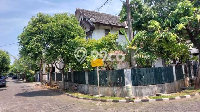 Rumah Elit LB 250m2 Siap Pakai Desain Elegan di Kemang Pratama, Bekasi Rumah Elit LB 250m2 Siap Pakai Desain Elegan di Kemang Pratama, Bekasi