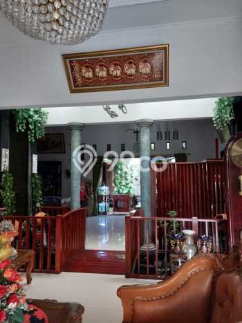 Dijual Rumah Mewah Elegan Dengan View Cantik di Kemang Pratama, Bekasi Dijual Rumah Mewah Elegan Dengan View Cantik di Kemang Pratama, Bekasi