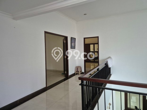 Hunian Mewah LB 600m2 Siap Huni Desain Elegan di Kemang Pratama, Bekasi Hunian Mewah LB 600m2 Siap Huni Desain Elegan di Kemang Pratama, Bekasi