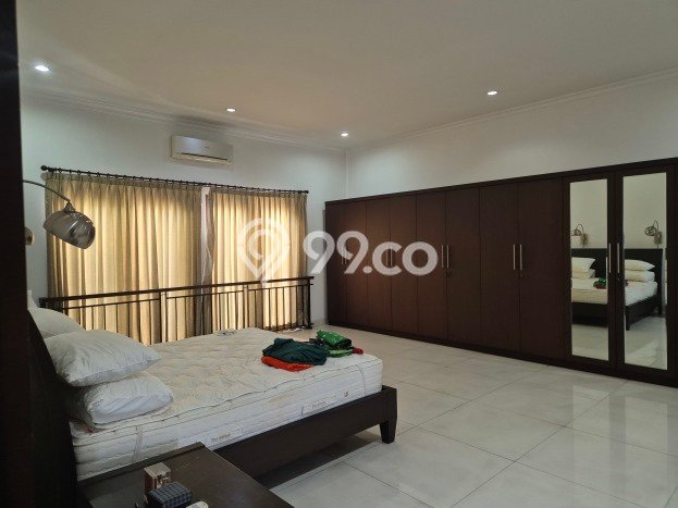 Hunian Mewah LB 600m2 Siap Huni Desain Elegan di Kemang Pratama, Bekasi Hunian Mewah LB 600m2 Siap Huni Desain Elegan di Kemang Pratama, Bekasi