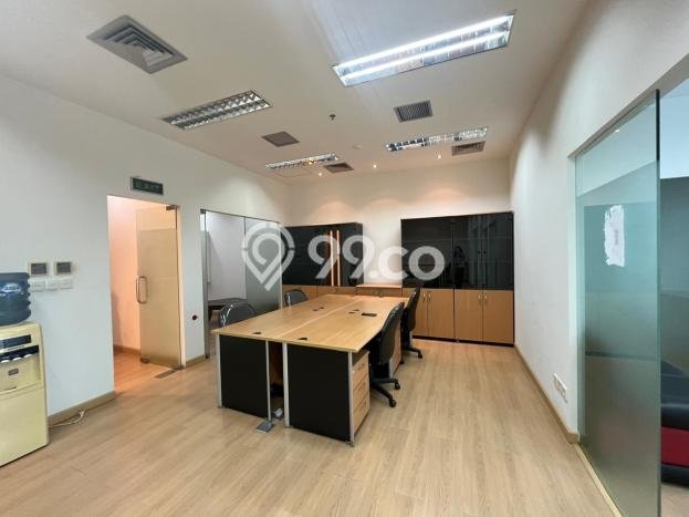 Kantor Area Premium di Grogol Petamburan, Luas 128m2m², For Rent, Pusat Bisnis Kantor Area Premium di Grogol Petamburan, Luas 128m2m², For Rent, Pusat Bisnis