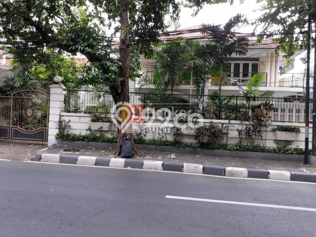 Dijual Rumah Elit Exclusive di Menteng, Jakarta Pusat Dijual Rumah Elit Exclusive di Menteng, Jakarta Pusat