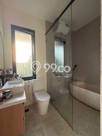 Ready to Use! Premium House LT 268m2 Desain Modern di BSD Puspita Loka Ready to Use! Premium House LT 268m2 Desain Modern di BSD Puspita Loka